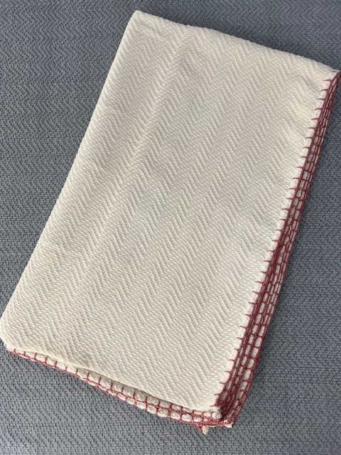 Trambia Blanket with Handsewn Edges (Cream/Old Rose)