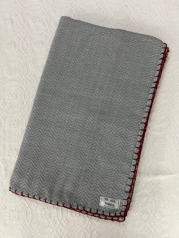 Trambia Blanket with Crocheted Edges (Gray/Deep Red)