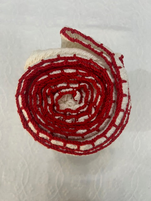 Trambia Blanket with Crocheted Edges (Cream/Scarlet Red)
