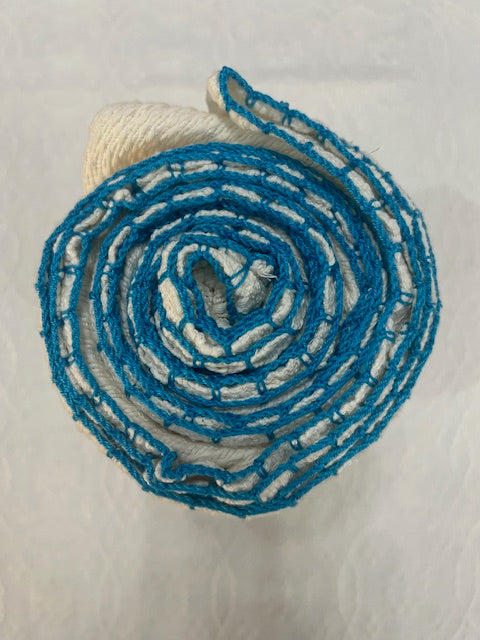 Trambia Blanket with Crocheted Edges (Cream/Sea Blue)