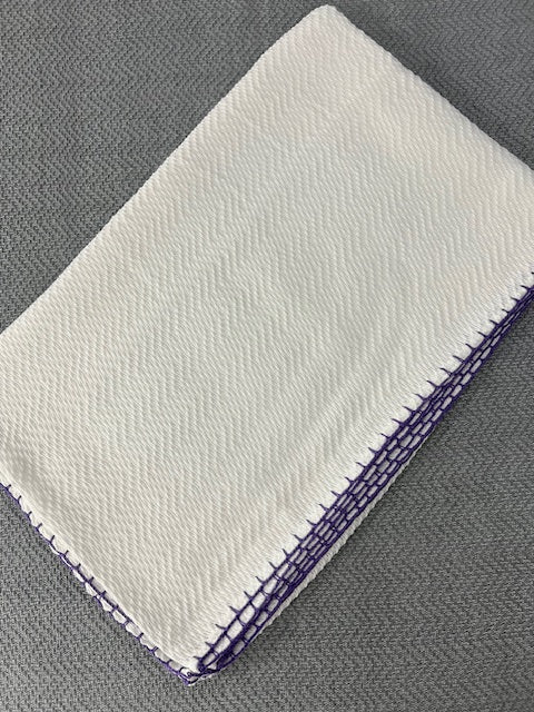 Trambia Blanket with Handsewn Edges (White/Purple)