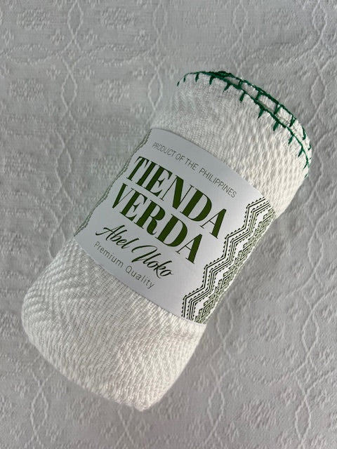 Trambia Blanket with Crocheted Edges (White/Green)
