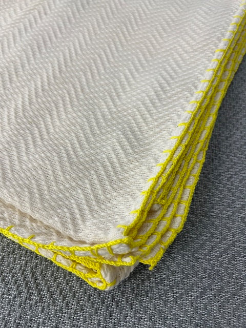 Trambia Blanket with Handsewn Edges (Cream/Yellow)